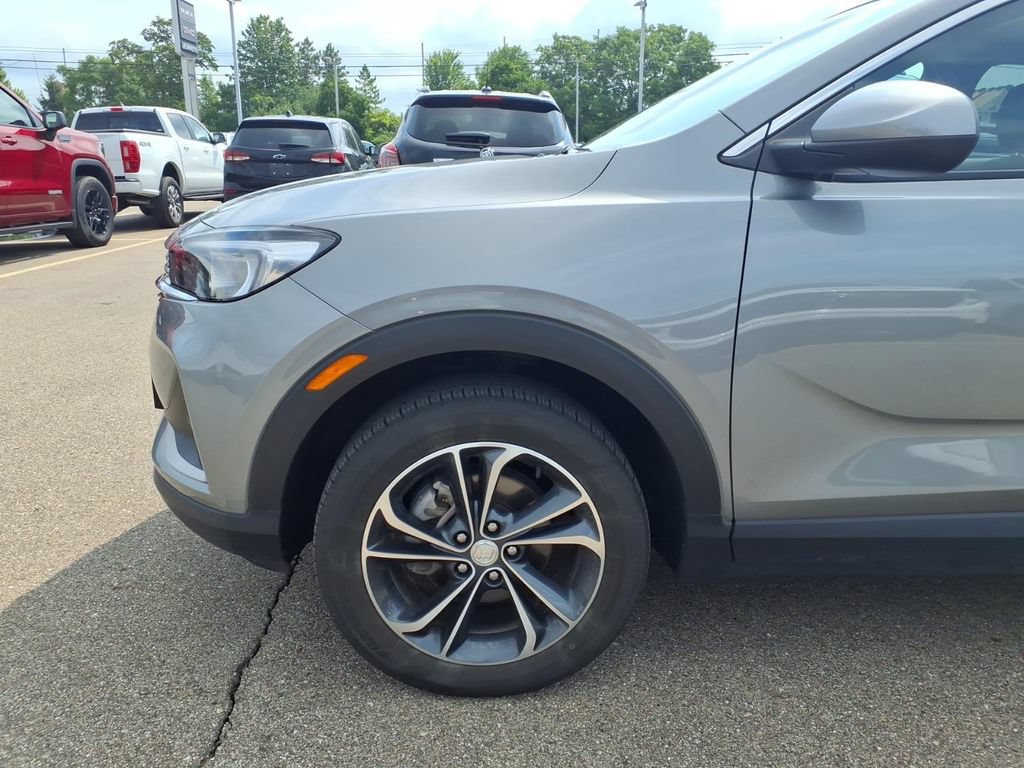 Used 2023 Buick Encore GX Select w/ Safety Package II AWD/4WD image 24