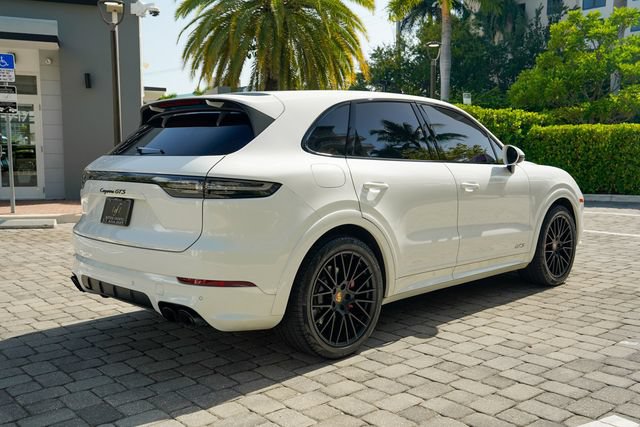Used 2022 Porsche Cayenne GTS AWD/4WD image 27