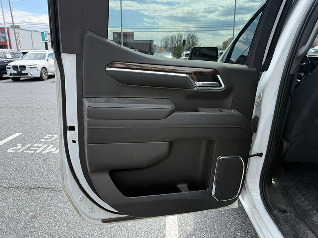 Used 2024 GMC Sierra 1500 Elevation image 12