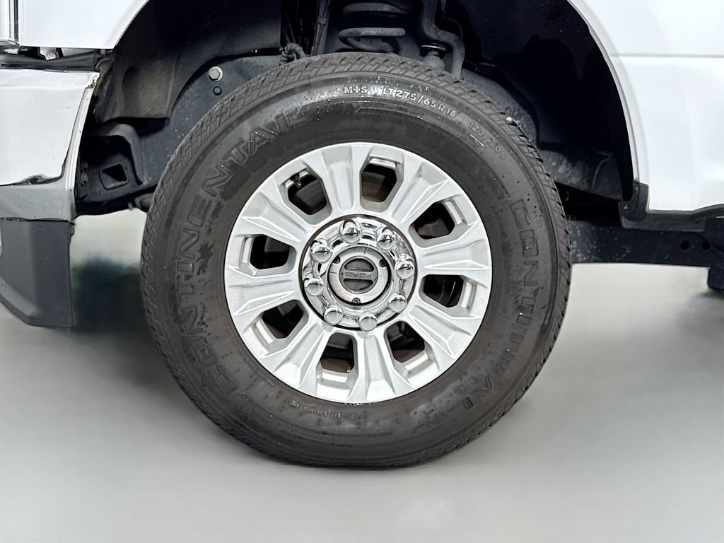Used 2022 Ford F250 XLT AWD/4WD image 9