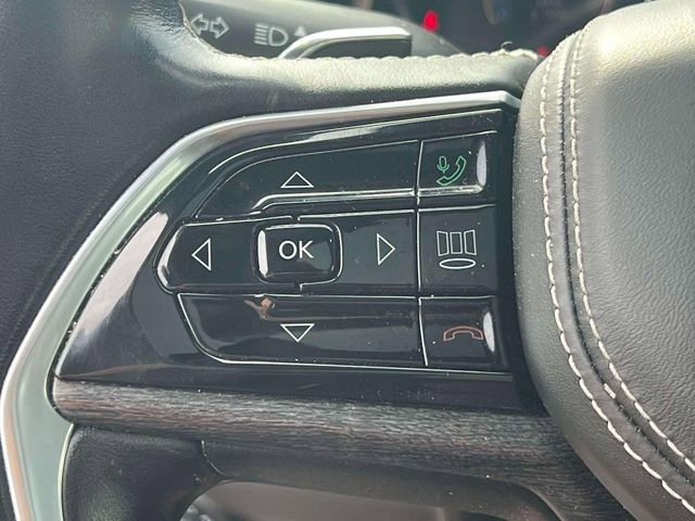 Used 2021 Jeep Grand Cherokee L Overland w/ Luxury Tech Group IV AWD/4WD image 30