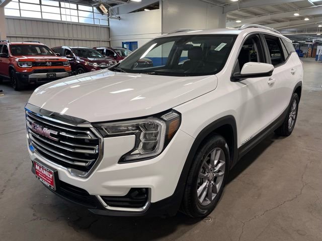 Used 2024 GMC Terrain SLT image 7