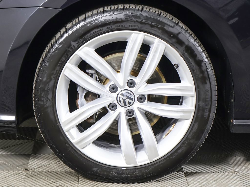 Used 2019 Volkswagen Passat 2.0T Wolfsburg FWD image 22