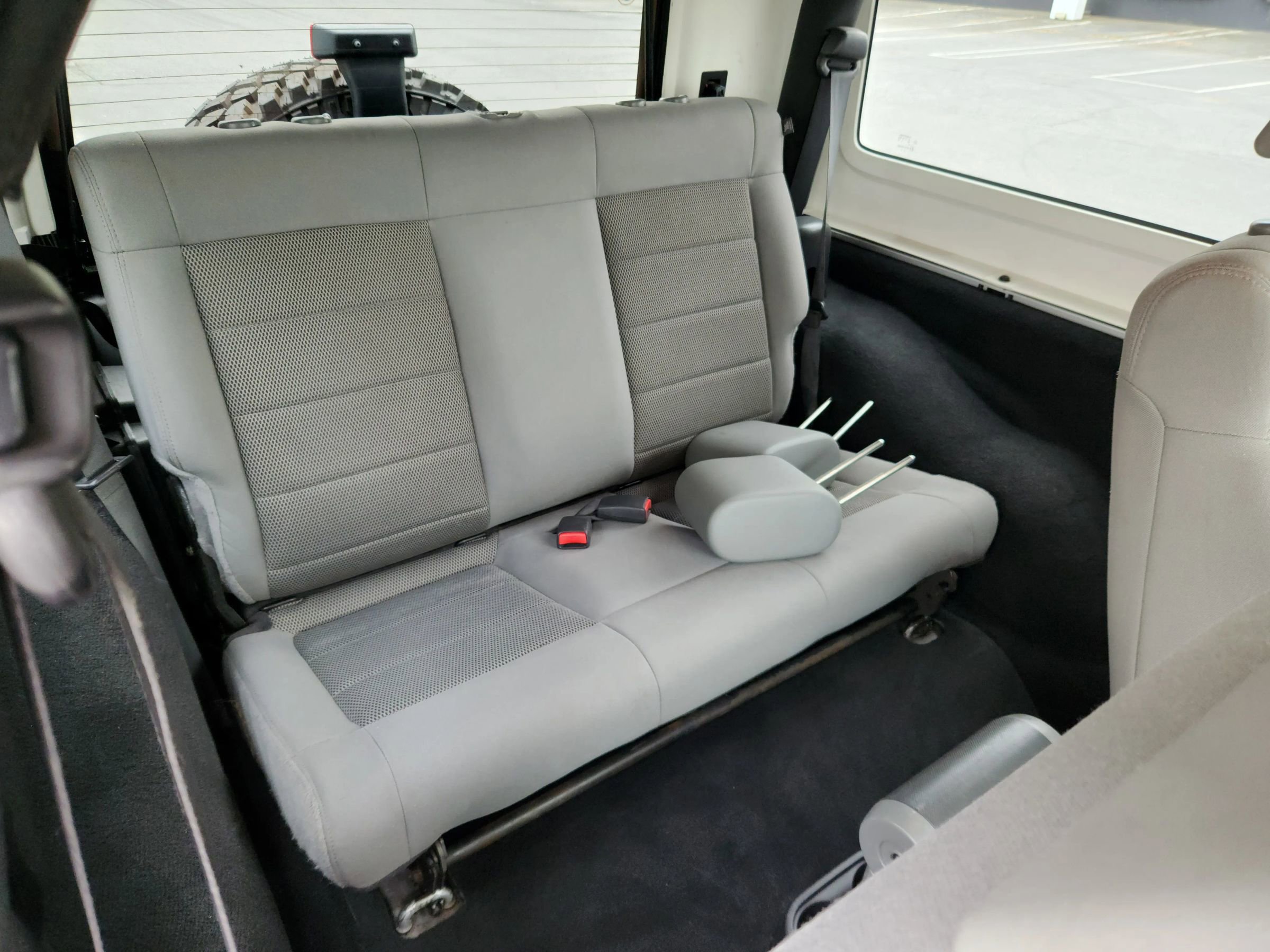 Used 2009 Jeep Wrangler Rubicon w/ Dual Top Group AWD/4WD image 18