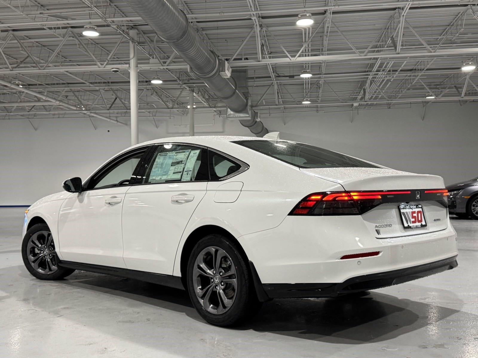 New 2025 Honda Accord EX-L image 17