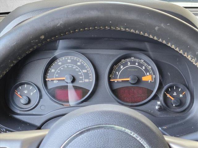 Used 2014 Jeep Patriot Latitude w/ Freedom Edition Package FWD image 13