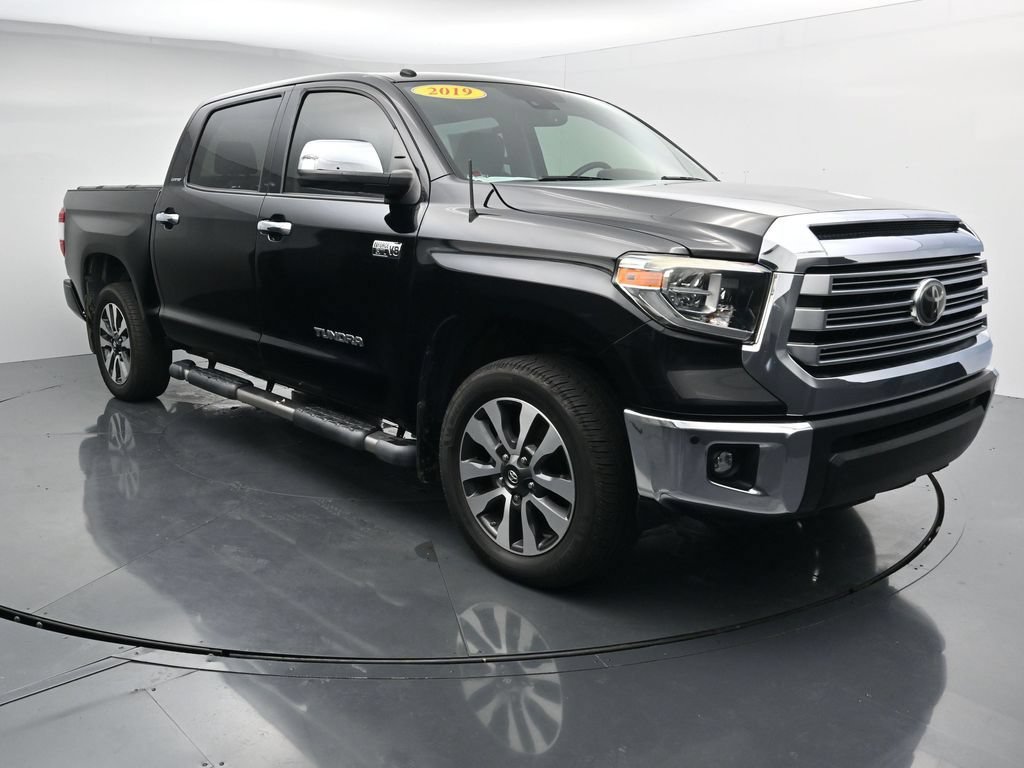 Used 2019 Toyota Tundra Limited w/ Limited Premium Package AWD/4WD image 2