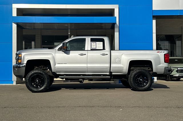 Used 2016 Chevrolet Silverado 2500 LT w/ LT Convenience Package image 9