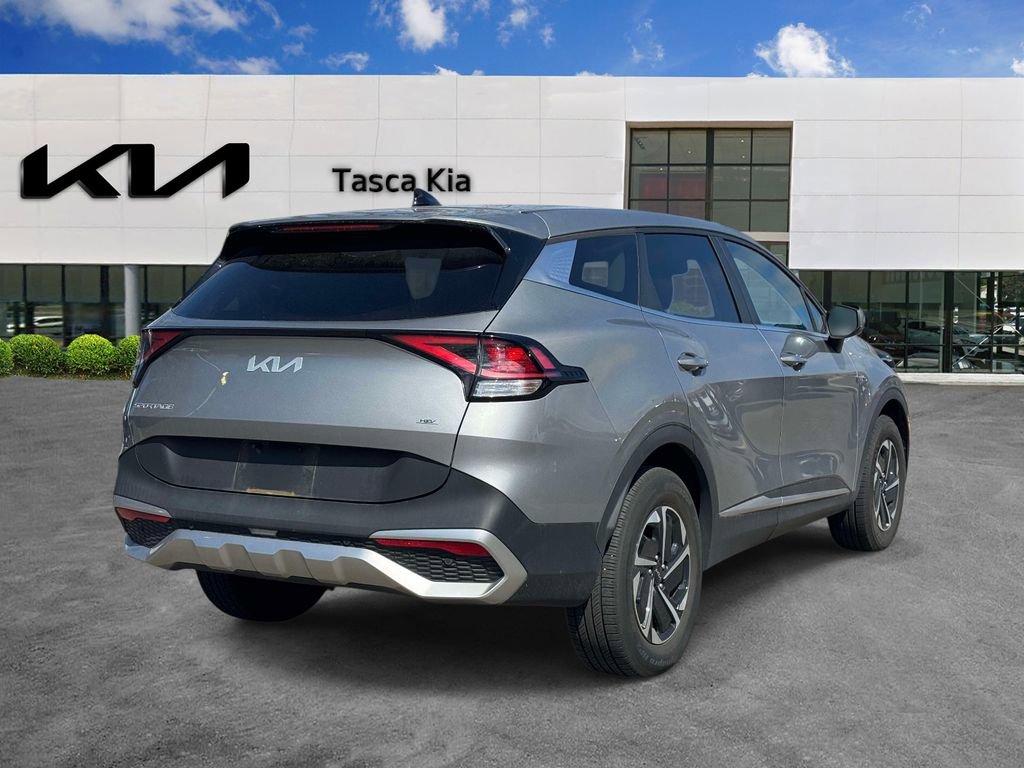 Used 2023 Kia Sportage LX AWD/4WD image 4