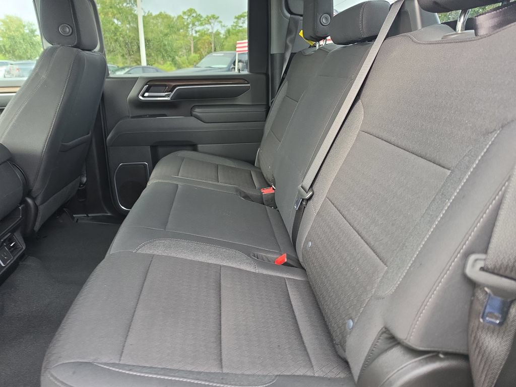 Used 2025 Chevrolet Silverado 2500 LT w/ Convenience Package AWD/4WD image 28