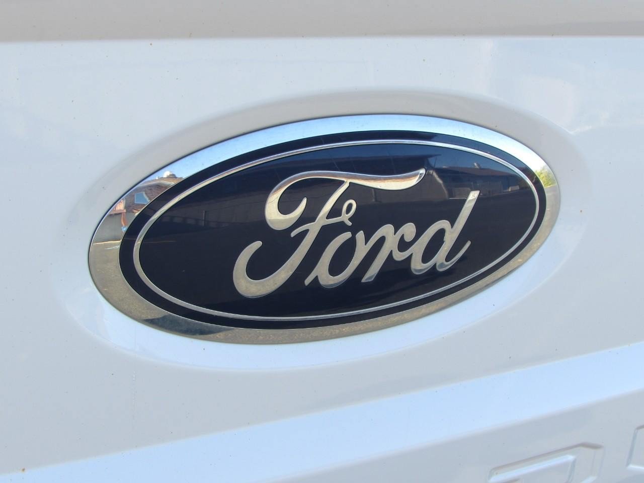 Certified 2018 Ford F350 Lariat w/ Chrome Package AWD/4WD image 35