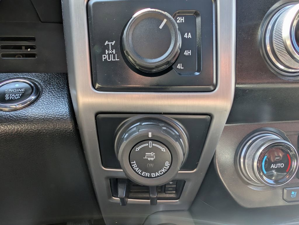 Used 2020 Ford F150 Platinum w/ Equipment Group 701A Luxury AWD/4WD image 25