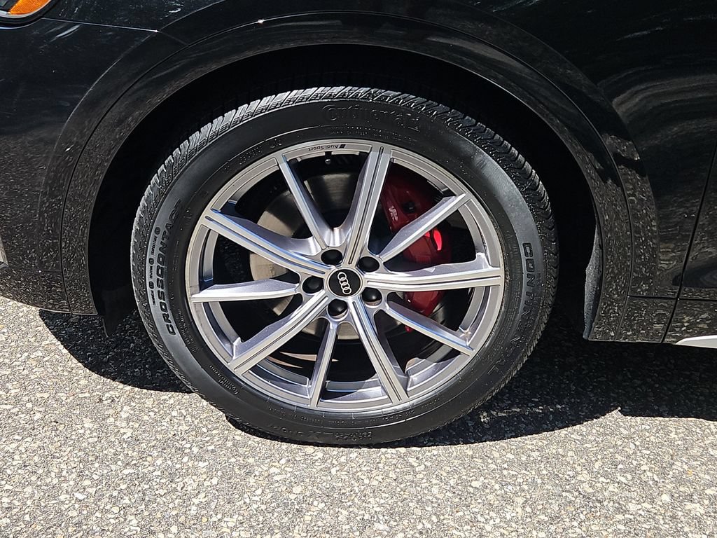 Certified 2023 Audi SQ5 Premium Plus w/ Premium Plus Package AWD/4WD image 7