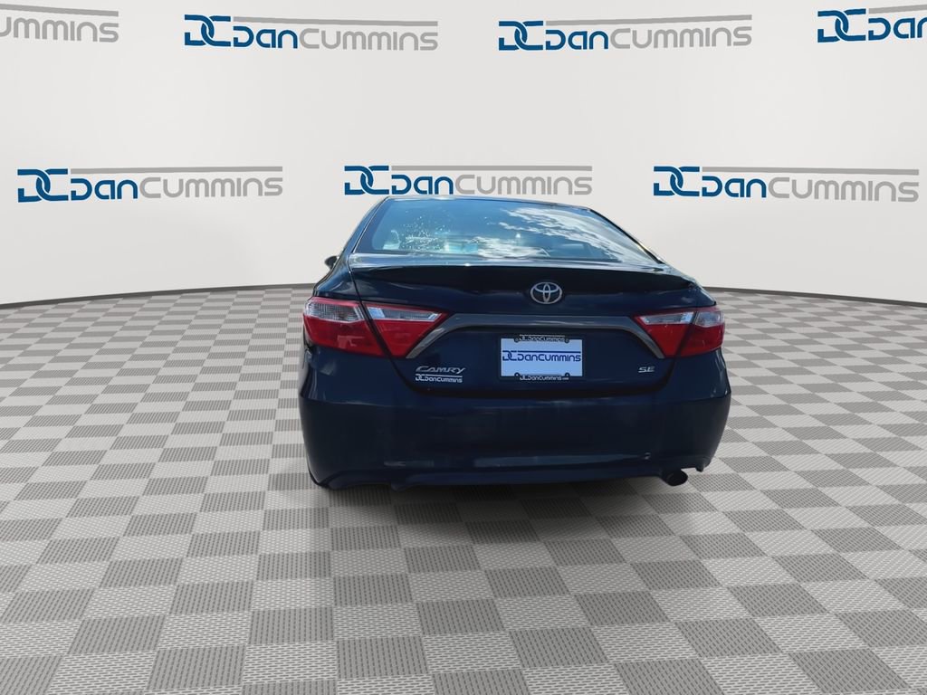 Used 2016 Toyota Camry SE image 7