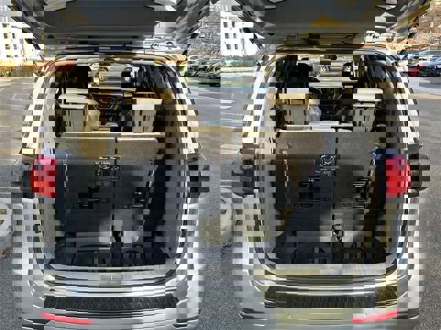 Used 2017 Kia Sedona LX w/ LX Essentials Premium Package image 27