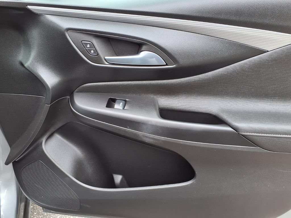 Used 2024 Buick Envista Avenir FWD image 4