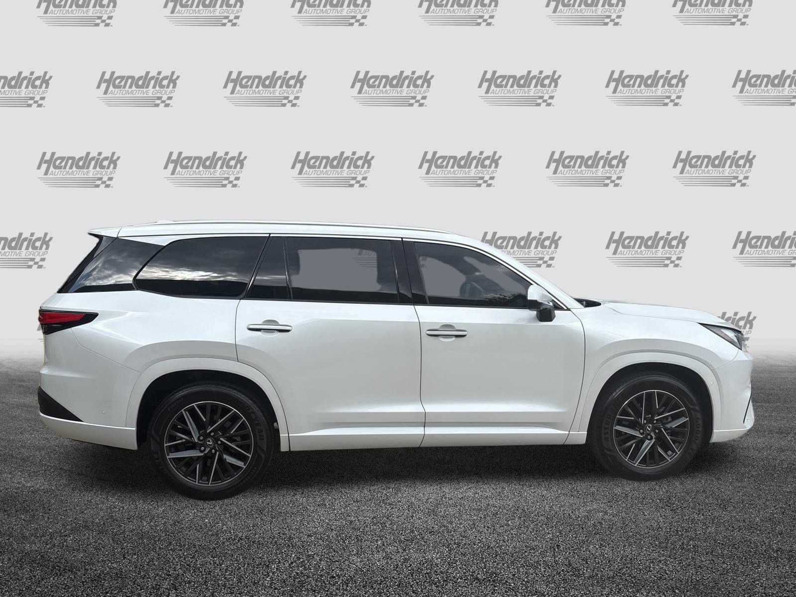 Used 2025 Lexus TX 350 AWD w/ Technology Package image 11