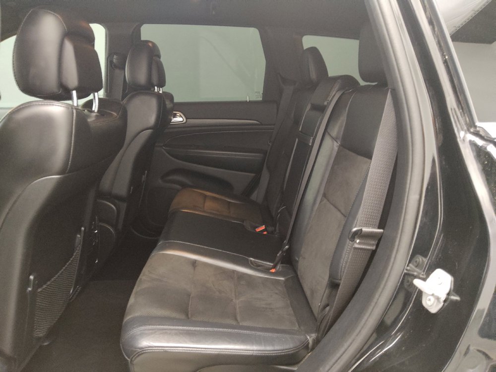 Used 2020 Jeep Grand Cherokee Laredo w/ Quick Order Package 2BN North image 18