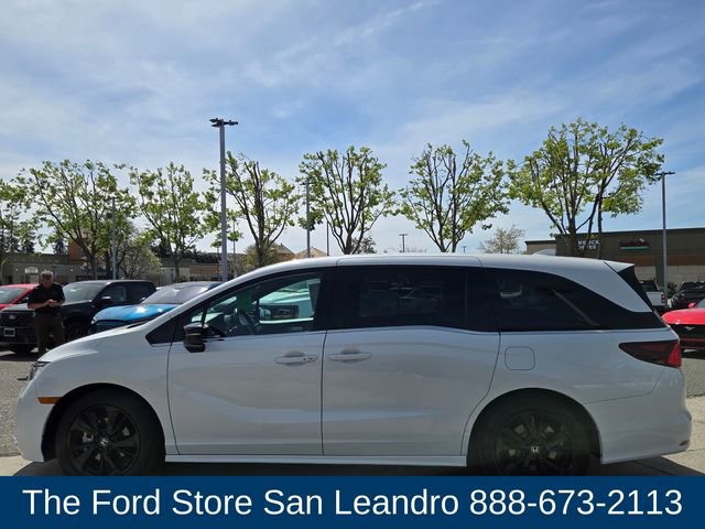 Used 2023 Honda Odyssey Sport image 5