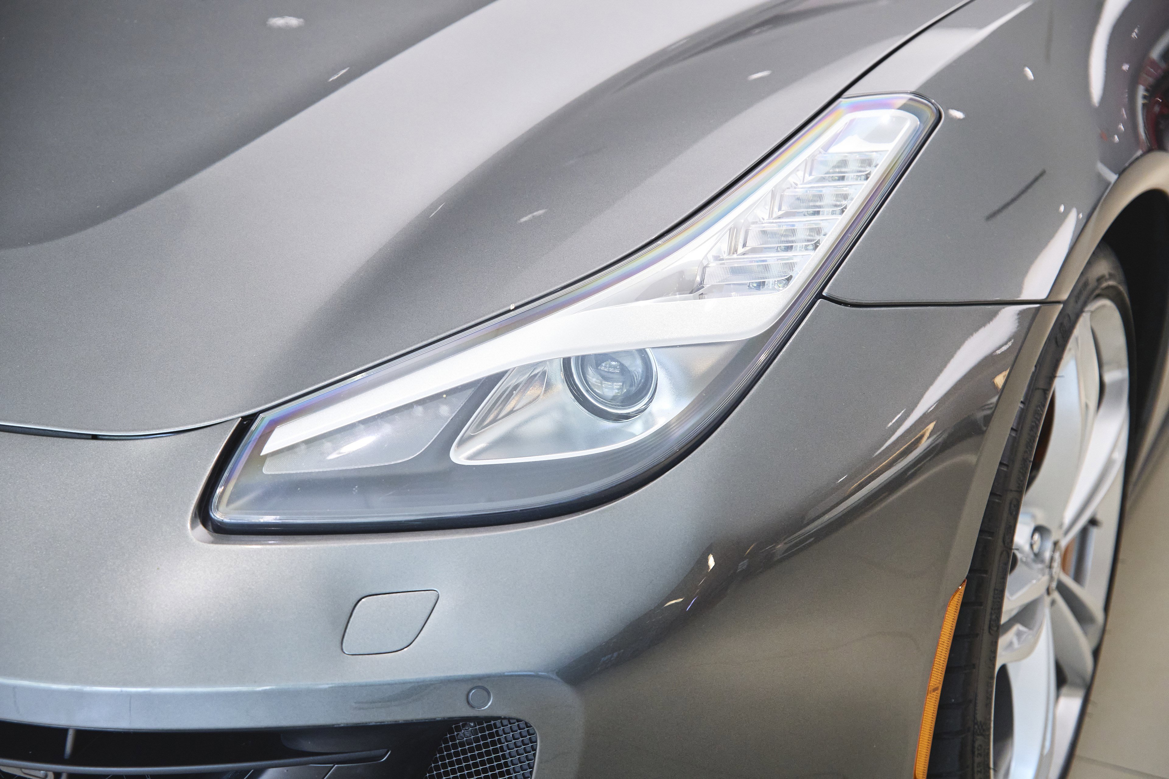 Used 2018 Ferrari GTC4Lusso image 50