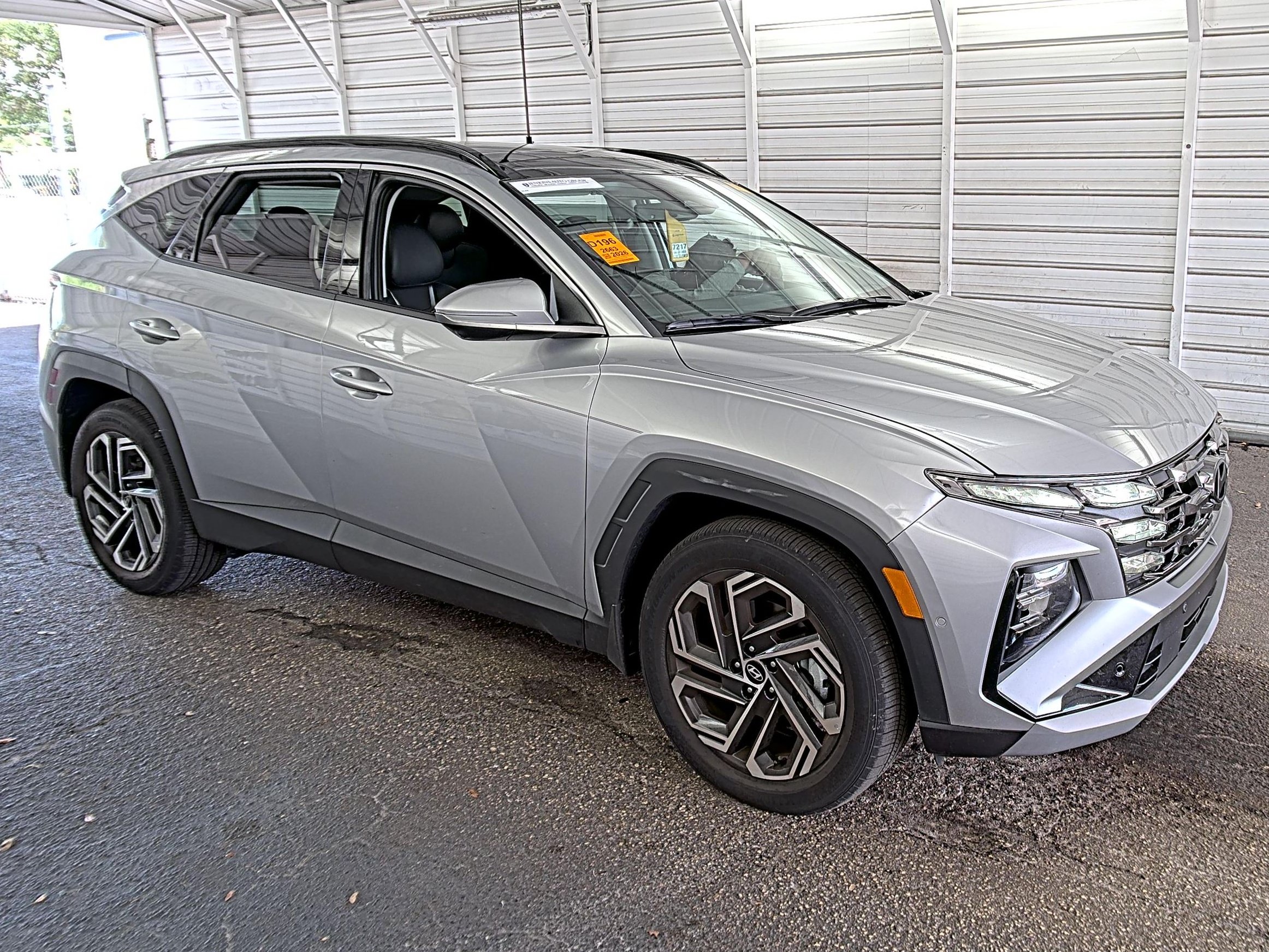 Used 2026 Hyundai Tucson Limited FWD image 2
