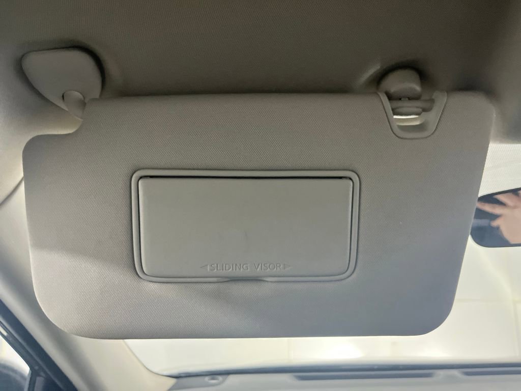 Used 2019 Nissan Rogue S image 76