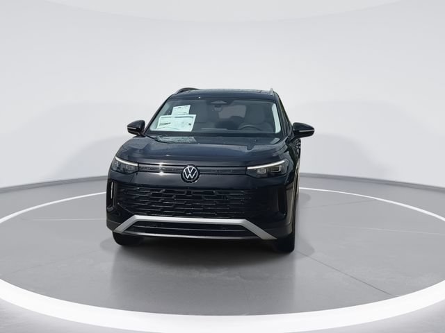 New 2026 Volkswagen Tiguan SE AWD/4WD image 3