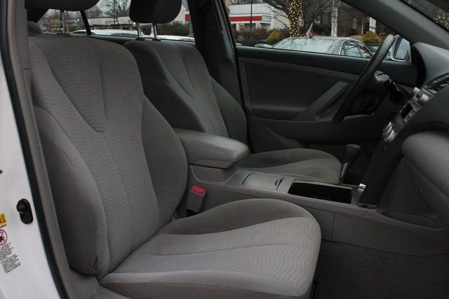 Used 2011 Toyota Camry LE w/ LE Extra-Value Pkg image 39