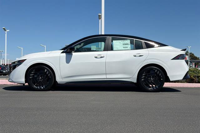 New 2027 Nissan Sentra SR w/ Floor Mat Package FWD image 7