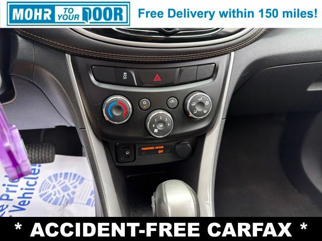 Used 2022 Chevrolet Trax LT AWD/4WD image 22