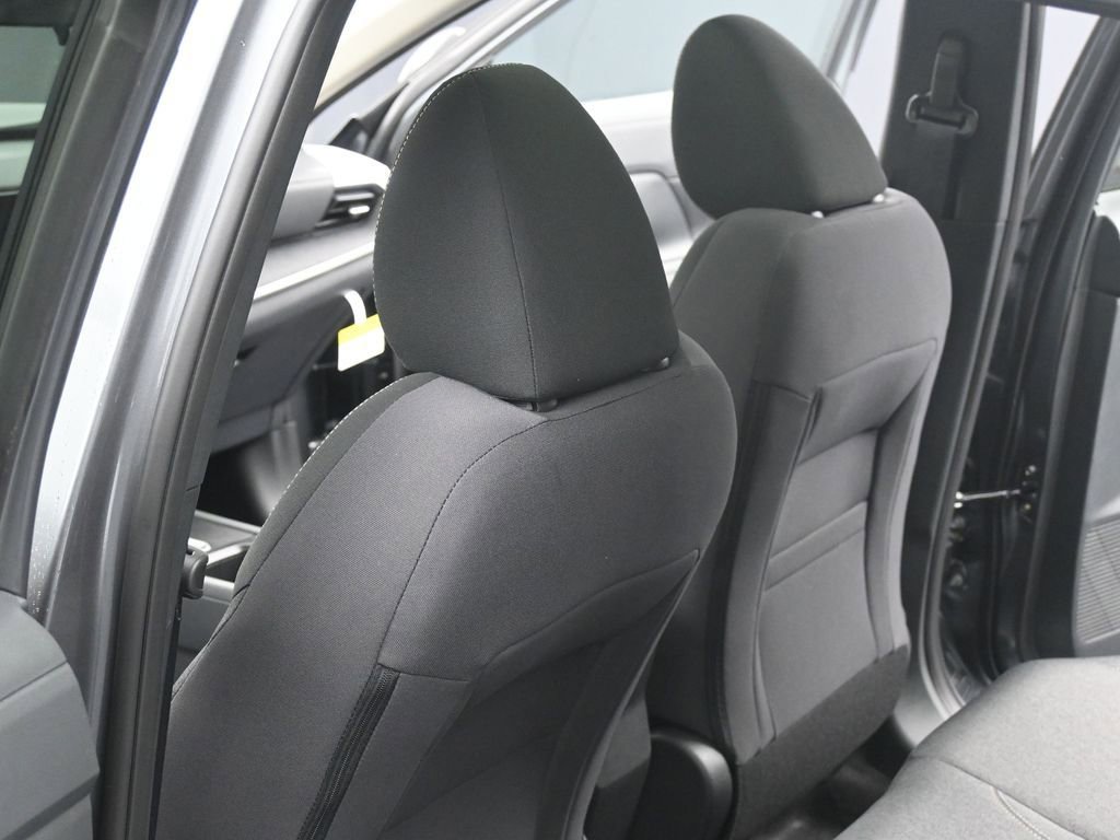 New 2026 Nissan Kicks SV w/ SV Premium Package AWD/4WD image 17