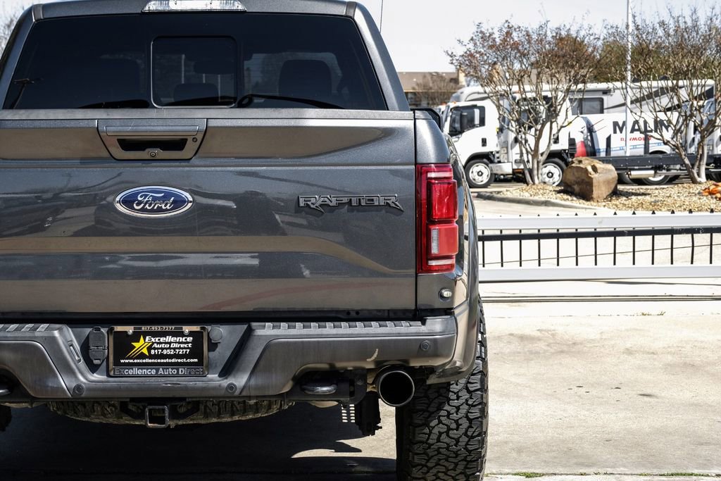 Used 2017 Ford F150 Raptor w/ Equipment Group 802A Luxury image 55