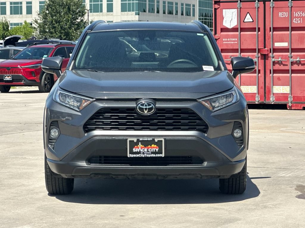 Used 2021 Toyota RAV4 XLE w/ Convenience Package FWD image 9
