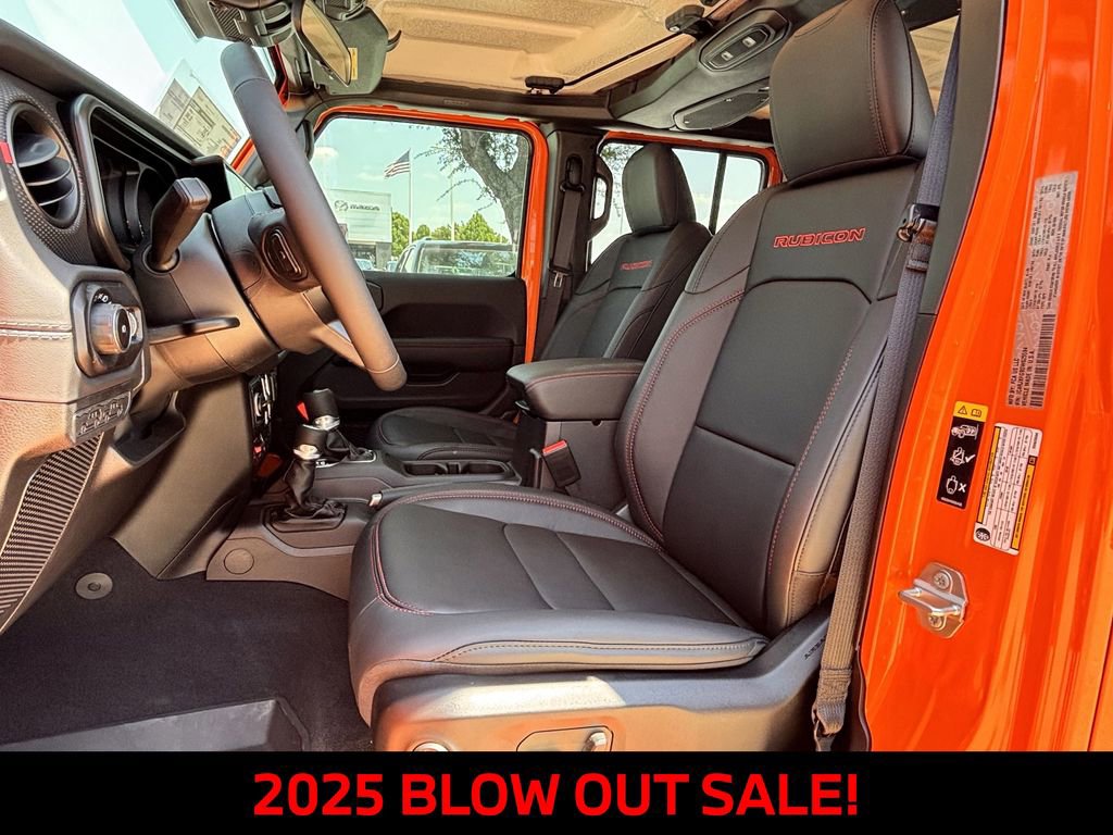 New 2025 Jeep Wrangler Unlimited Rubicon w/ XTREMEE 35" Tire Package image 19