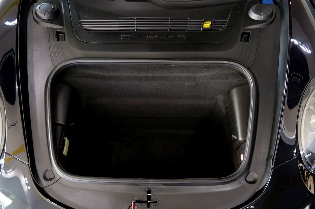 Used 2016 Porsche 911 Carrera 4 GTS image 36
