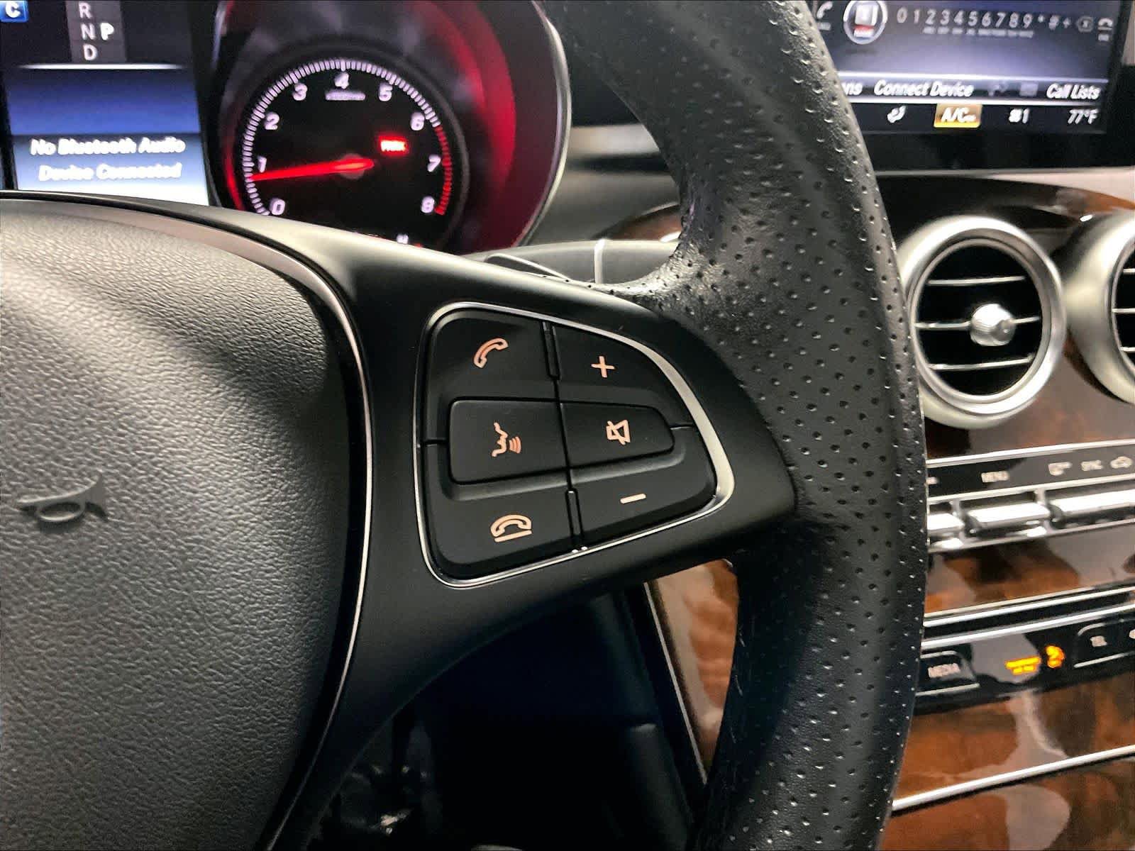 Used 2019 Mercedes-Benz GLC 300 4MATIC image 19