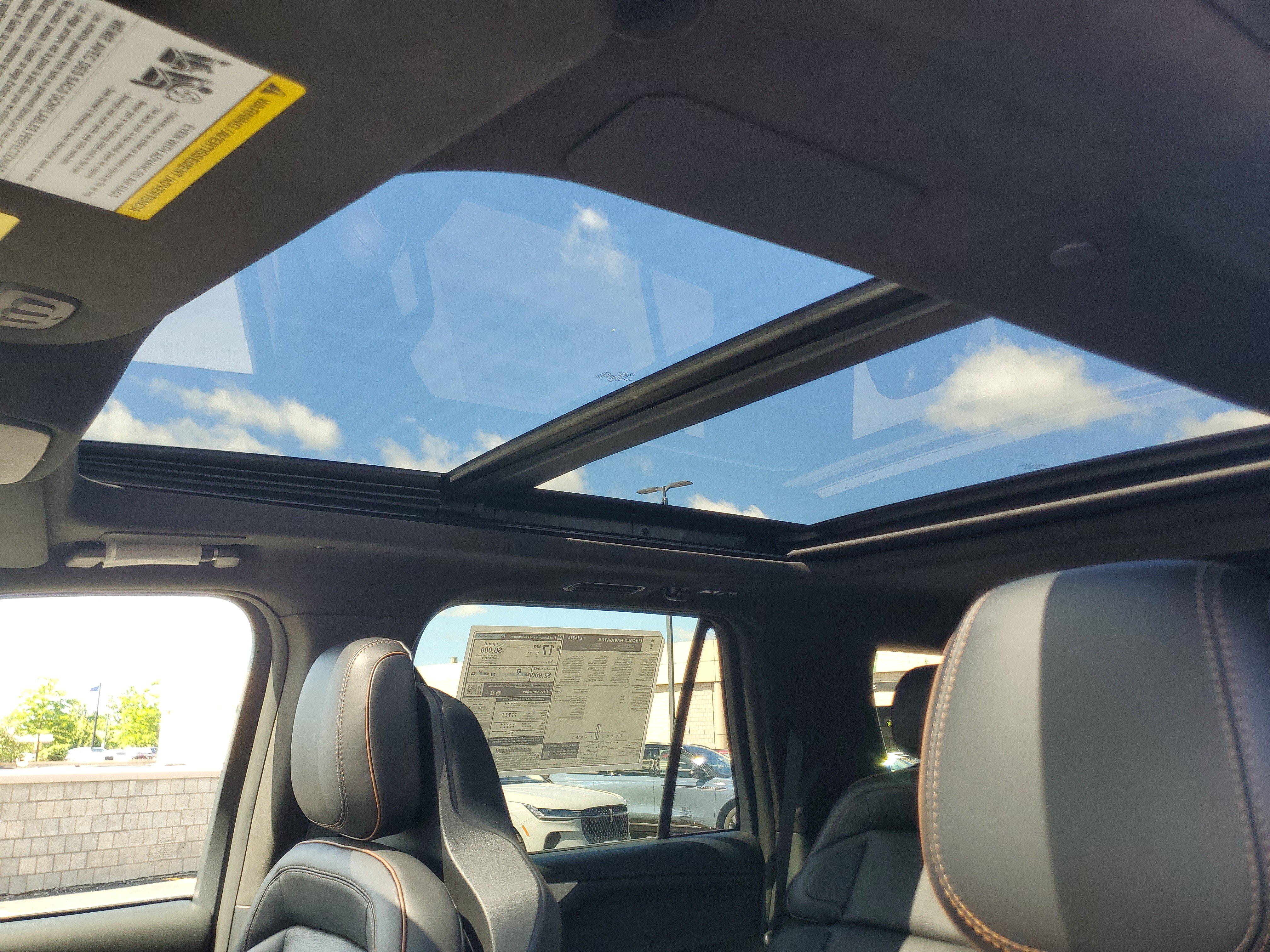 New 2026 Lincoln Navigator Black Label AWD/4WD image 11