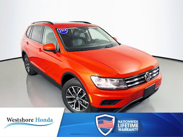 Used 2019 Volkswagen Tiguan SE image 1