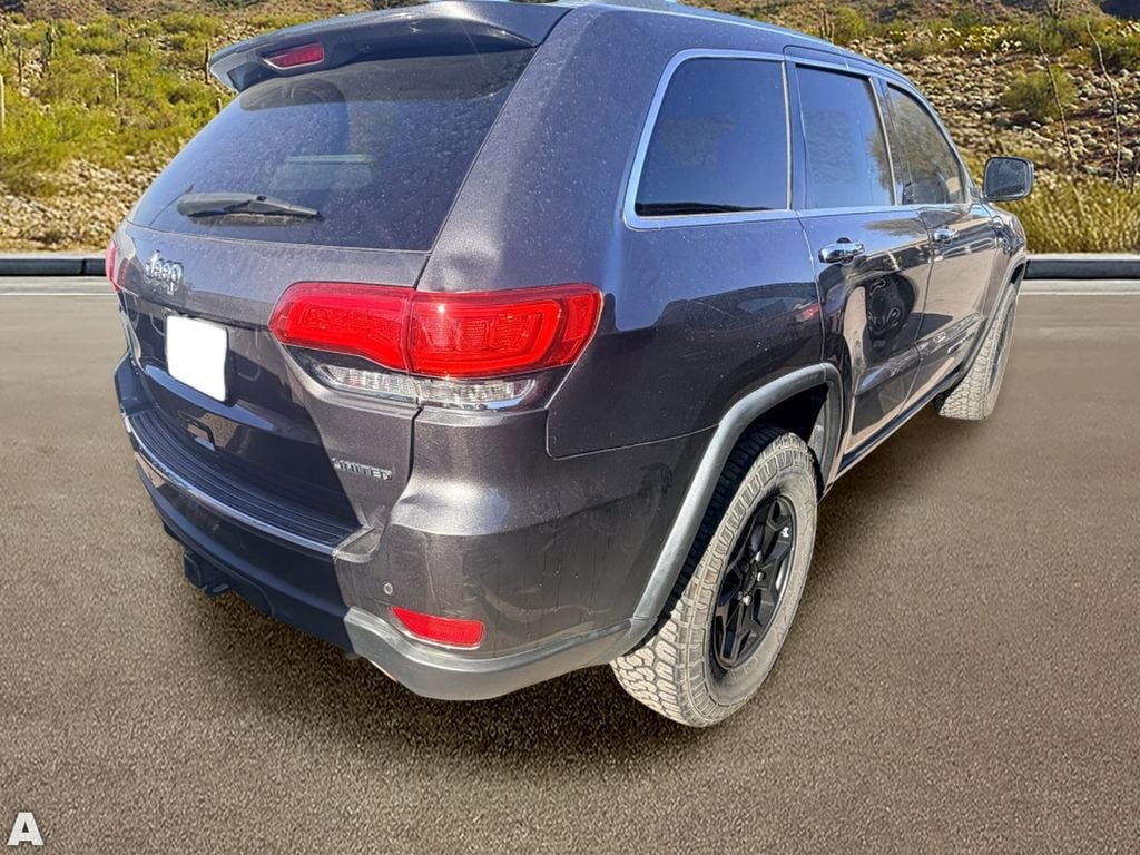 Used 2015 Jeep Grand Cherokee Limited w/ Luxury Group II AWD/4WD image 4