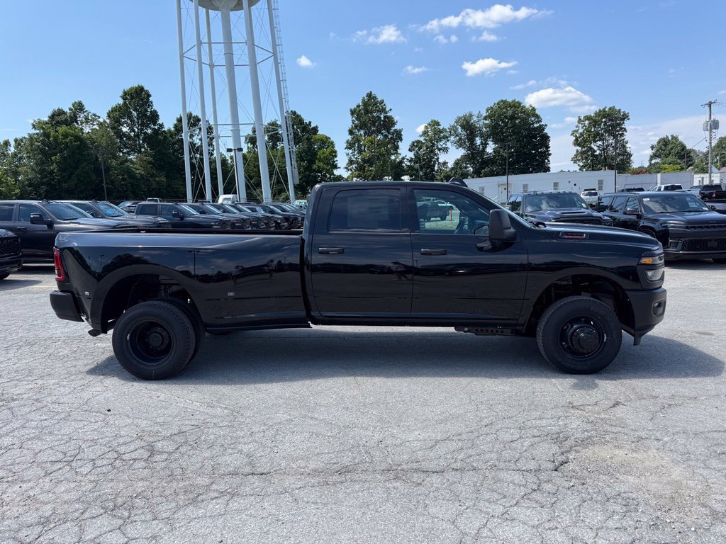 New 2026 RAM 3500 Tradesman AWD/4WD image 5