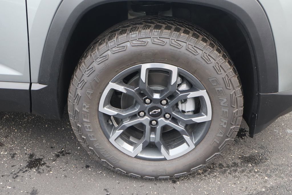 New 2026 Chevrolet Equinox ACTIV w/ Convenience Package III image 5