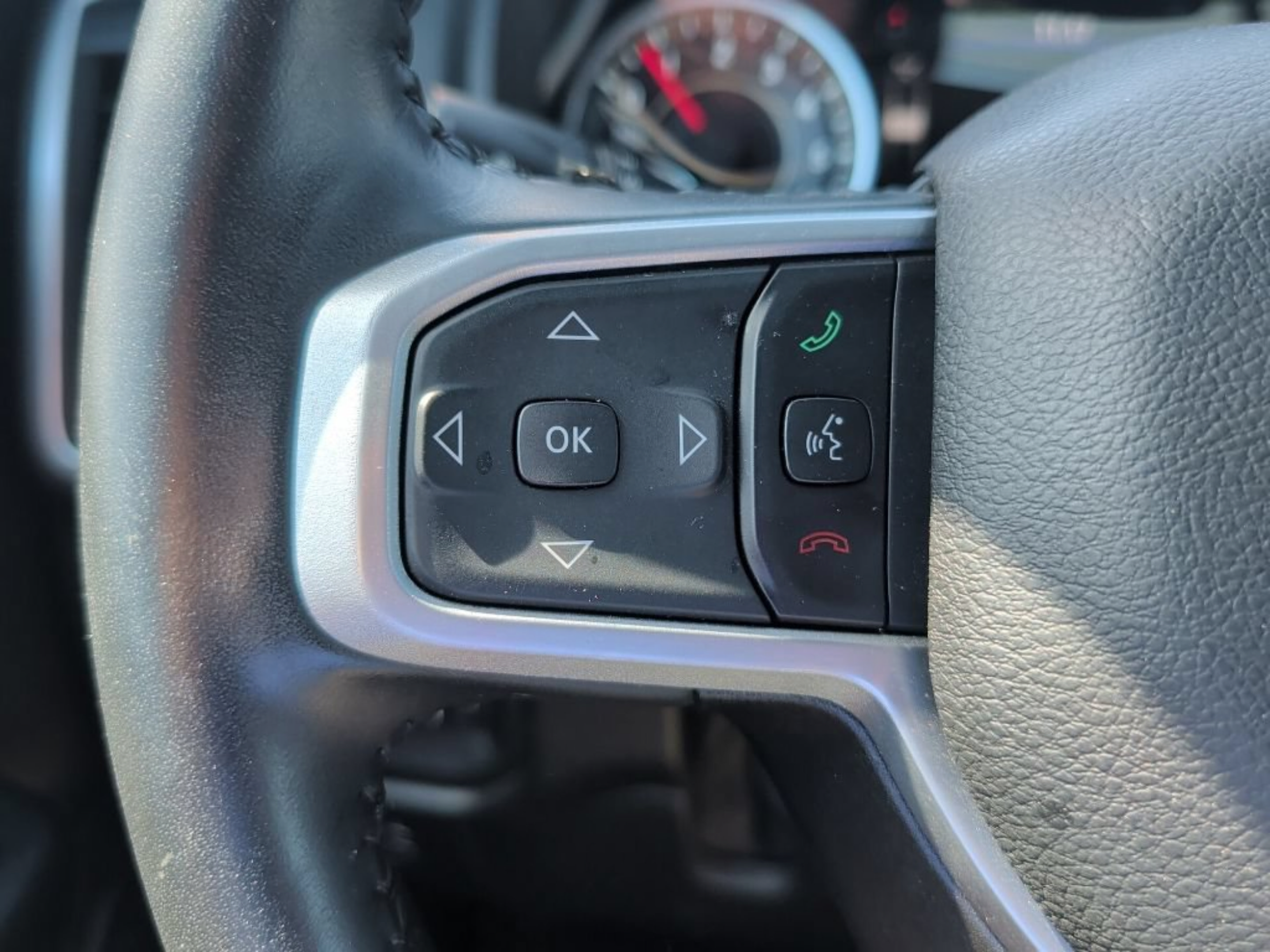 Used 2023 RAM 1500 Big Horn RWD image 28