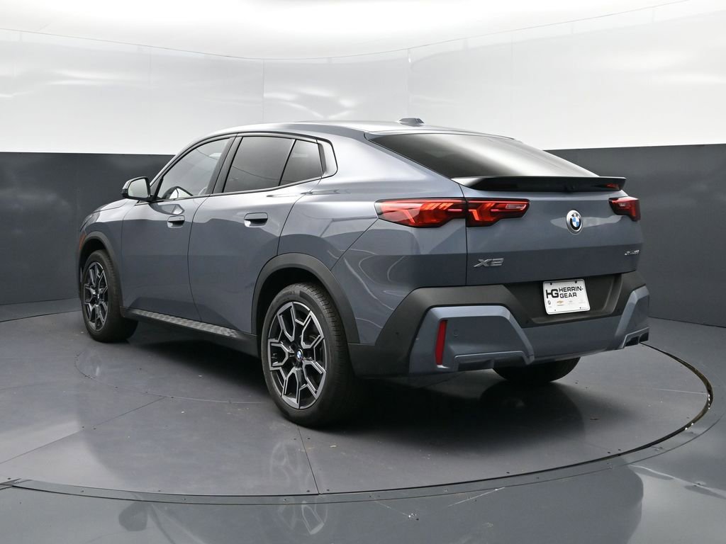 Certified 2025 BMW X2 xDrive28i image 5