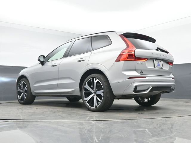 Used 2023 Volvo XC60 B6 Ultimate w/ Climate Package image 43