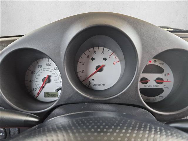 Used 2002 Toyota MR2 RWD image 11