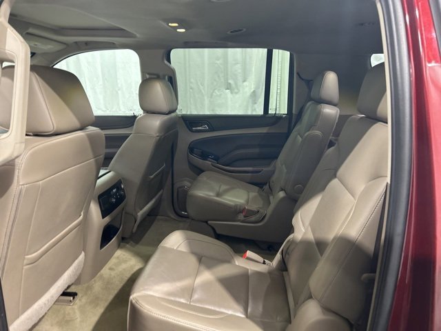 Used 2017 Chevrolet Suburban LT w/ LT Signature Package image 9