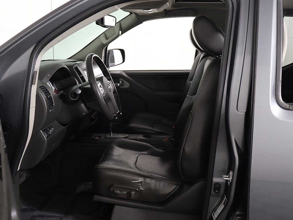 Used 2021 Nissan Frontier PRO-4X w/ Pro-4x Utility Package image 24