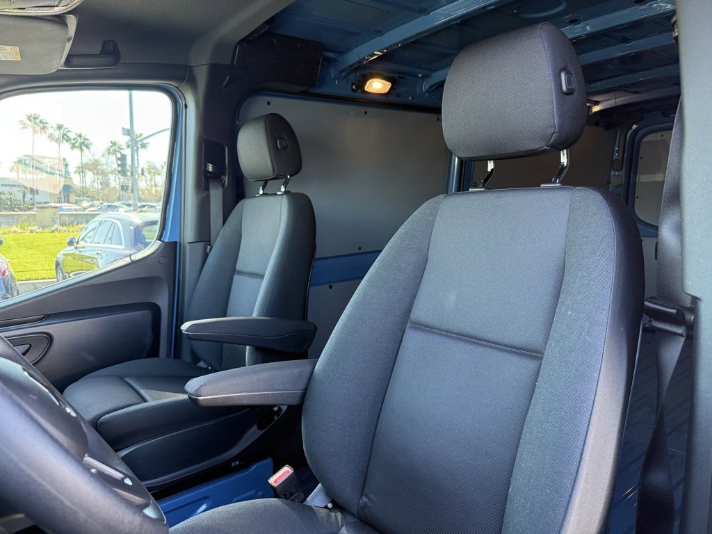 Used 2024 Mercedes-Benz Sprinter 144 Cargo image 11