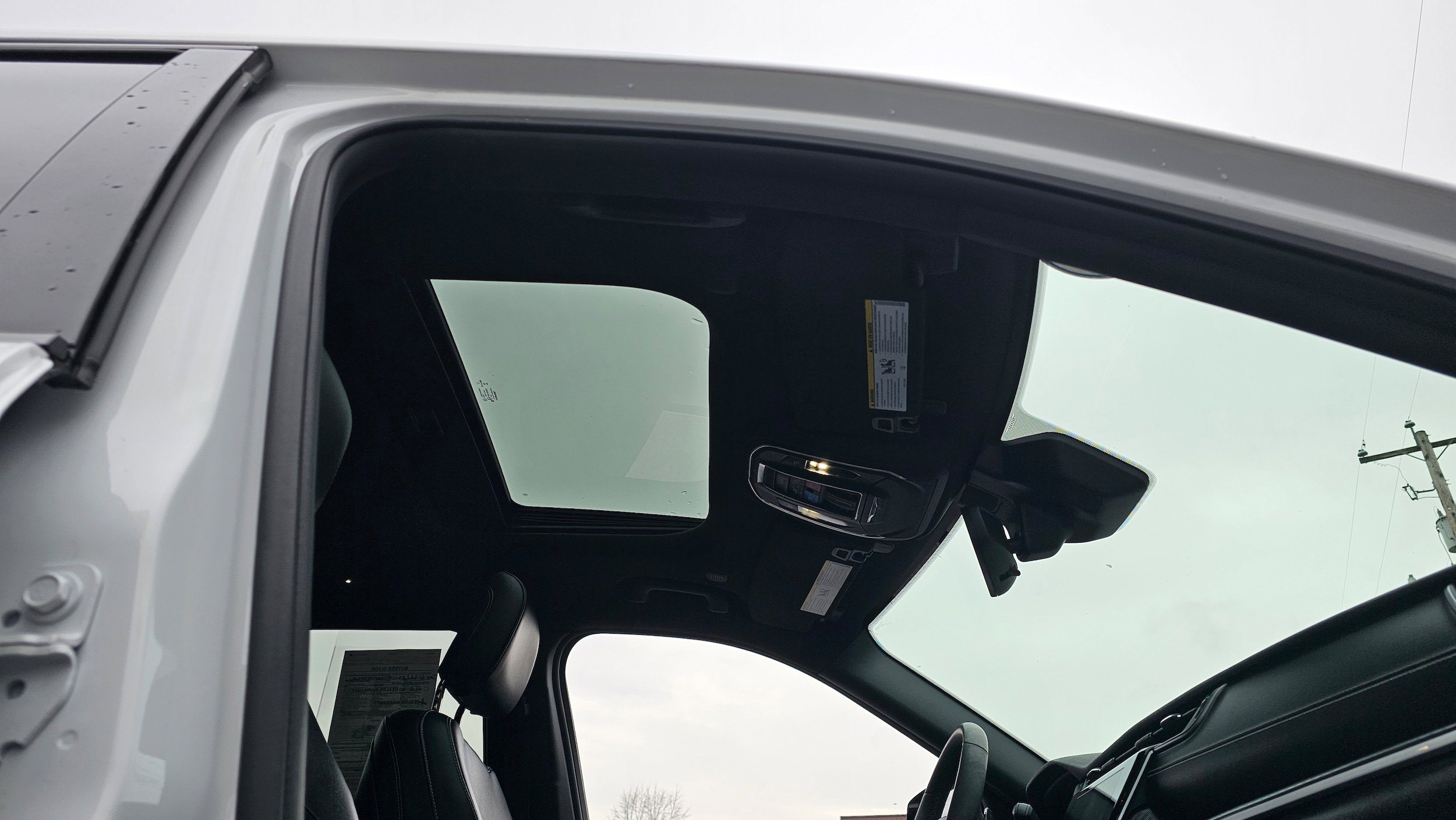 Used 2023 Jeep Grand Cherokee L Laredo image 8