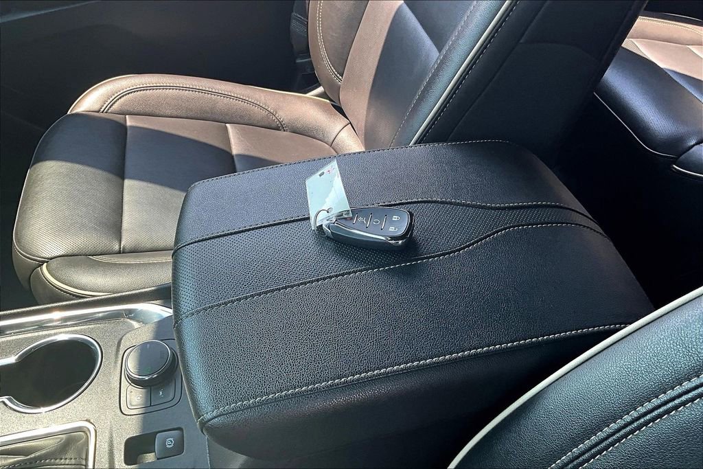 Certified 2022 Chevrolet Traverse Premier image 9